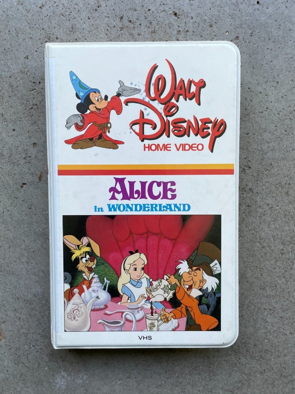 Walt Disney Alice In Wonderland VHS Clamshell Vintage 1983 OG Orange Label Oop